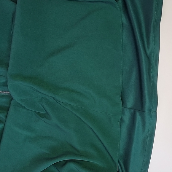 American Eagle Outfitters Green  Dress/ Size 6. - Picture 8 of 10